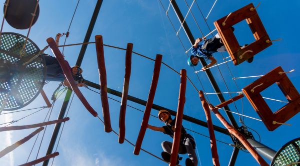 Parque Aventura y Tirolinas excursiones multiaventura colegios Madrid