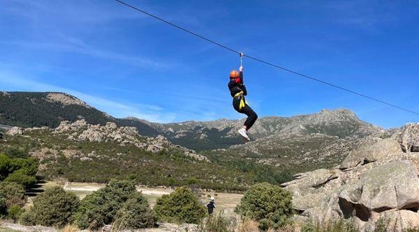 Tirolinas viaje fin de curso La Pedriza Sierra Madrid